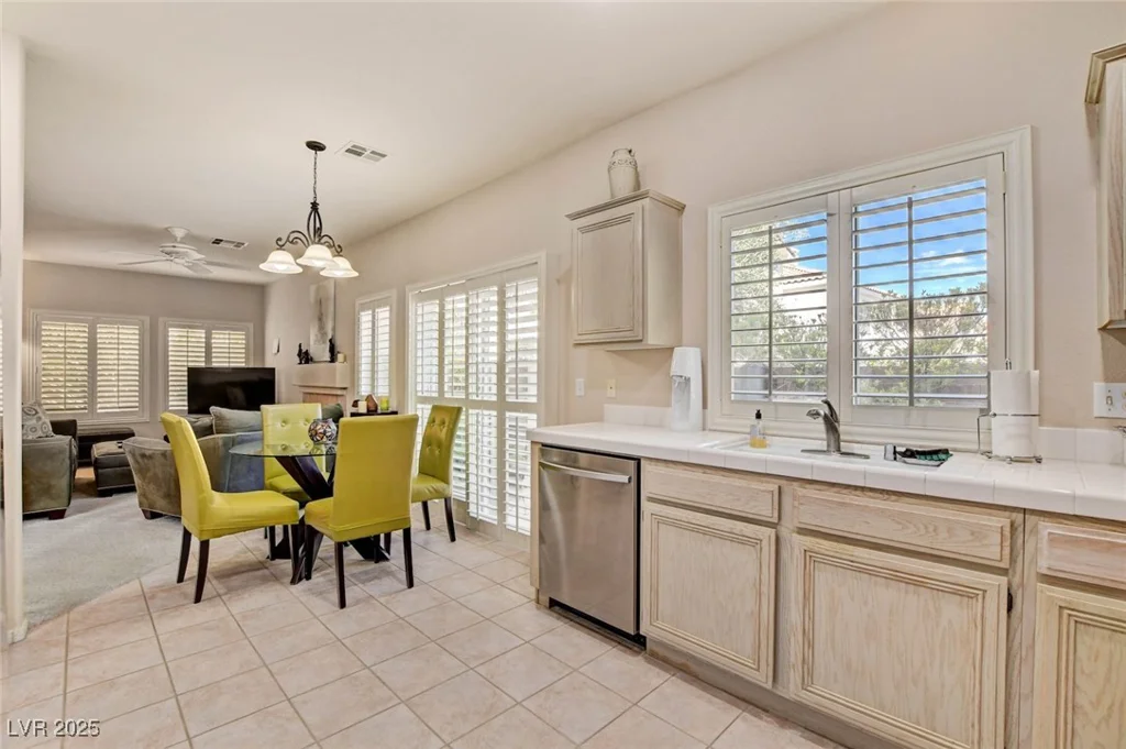 10260 Copparo, Las Vegas, NV 89134