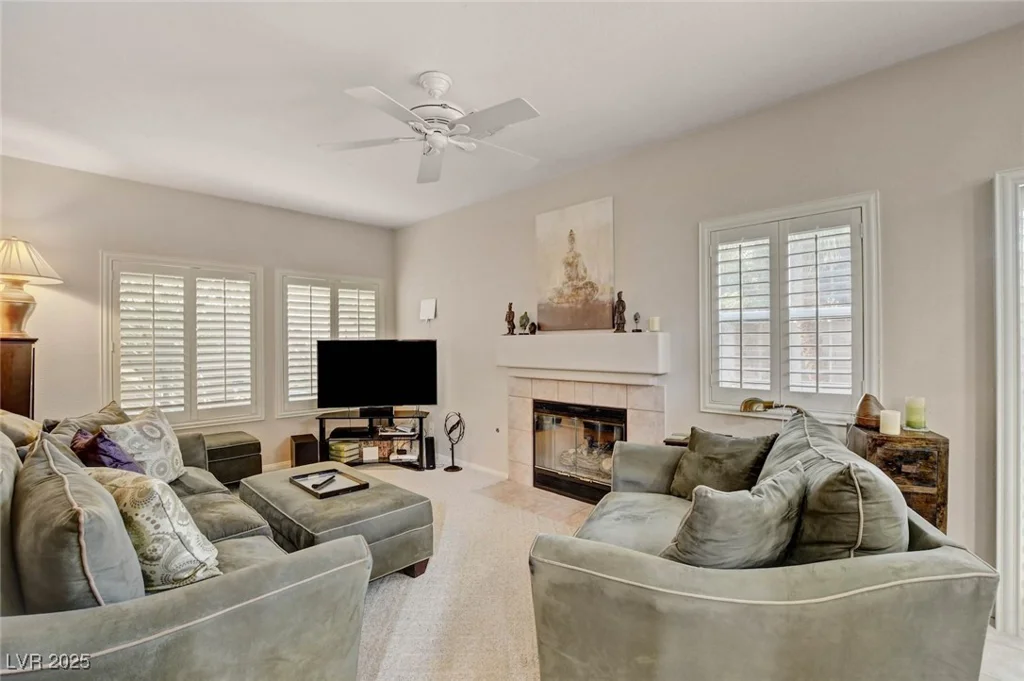 10260 Copparo, Las Vegas, NV 89134