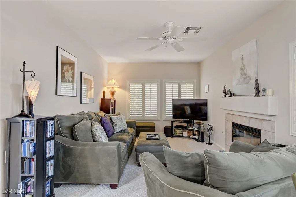 10260 Copparo, Las Vegas, NV 89134