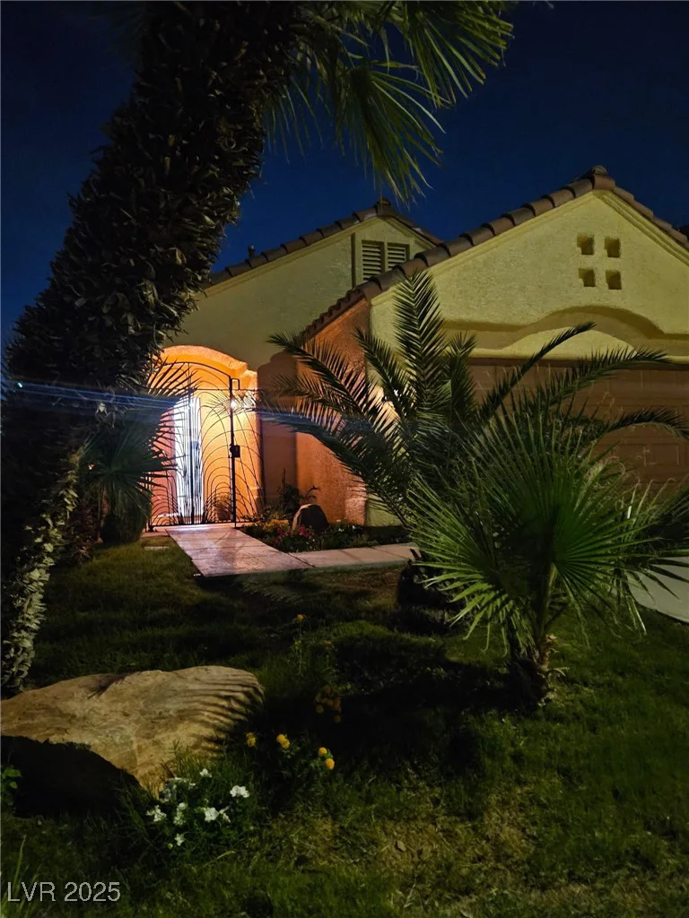 4440 Minaret, North Las Vegas, NV 89031