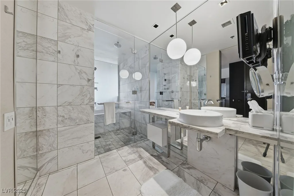 4381 Flamingo, Las Vegas, NV 89103