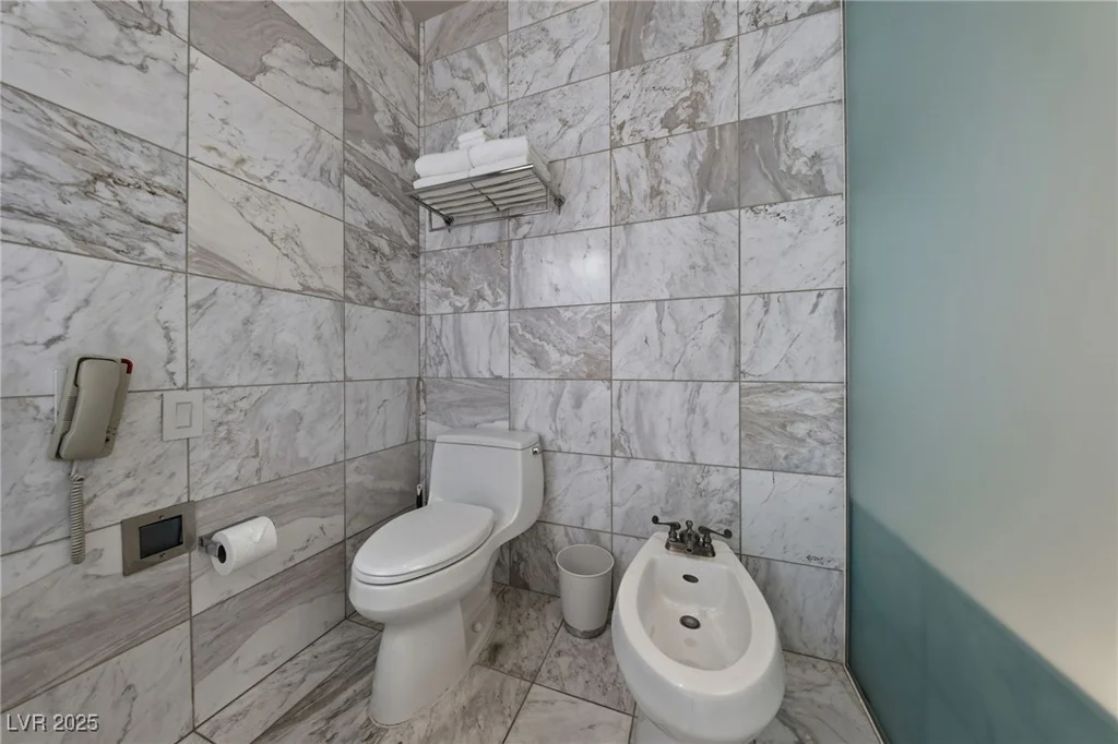 4381 Flamingo, Las Vegas, NV 89103
