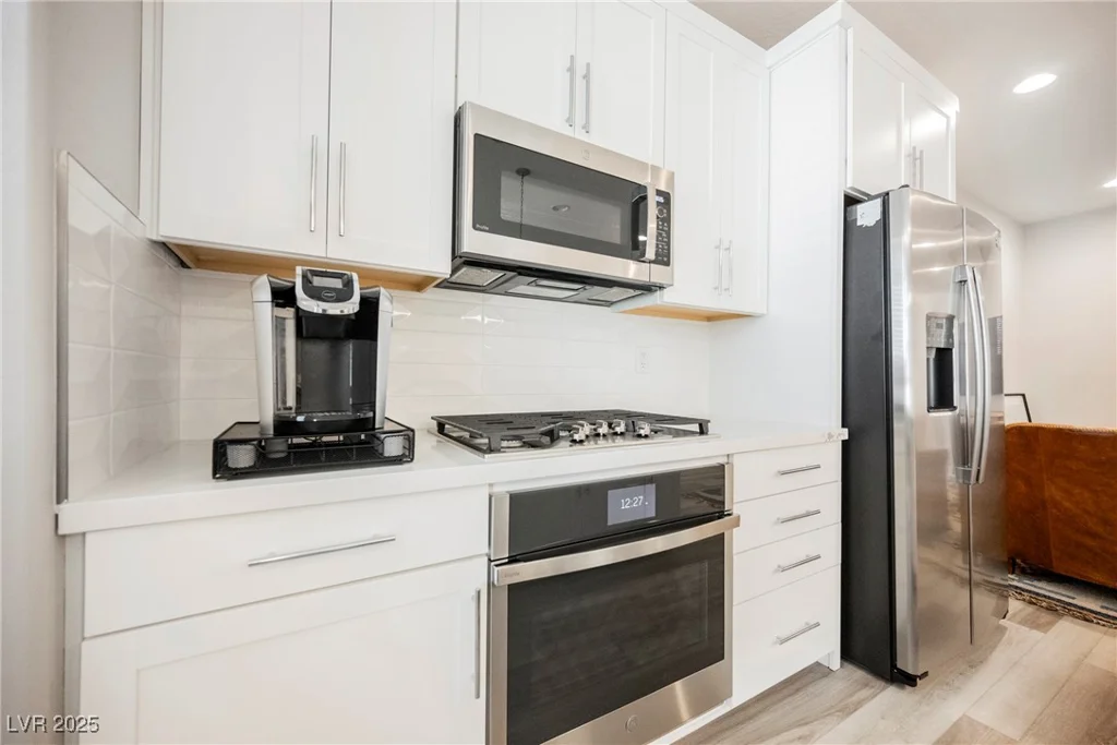 11676 Hamilton Lake, Las Vegas, NV 89138