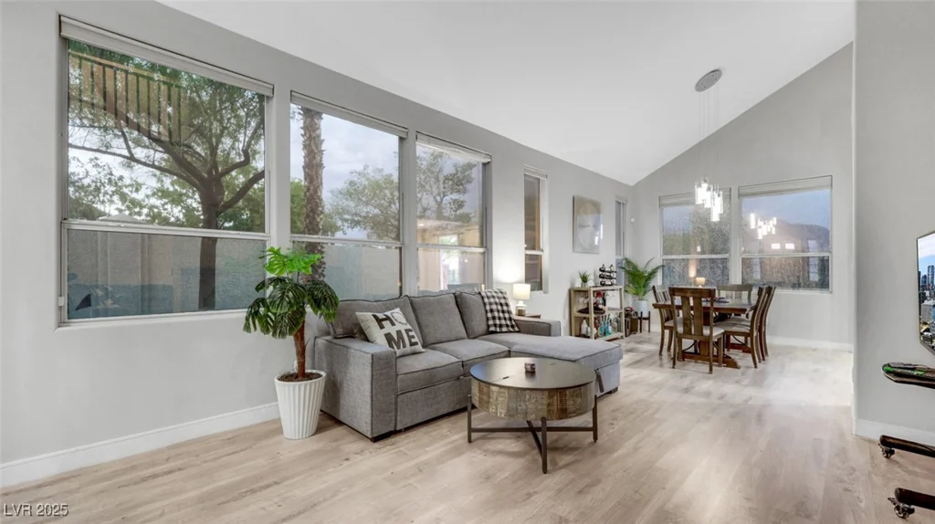 1301 Fox Acres, Las Vegas, NV 89134