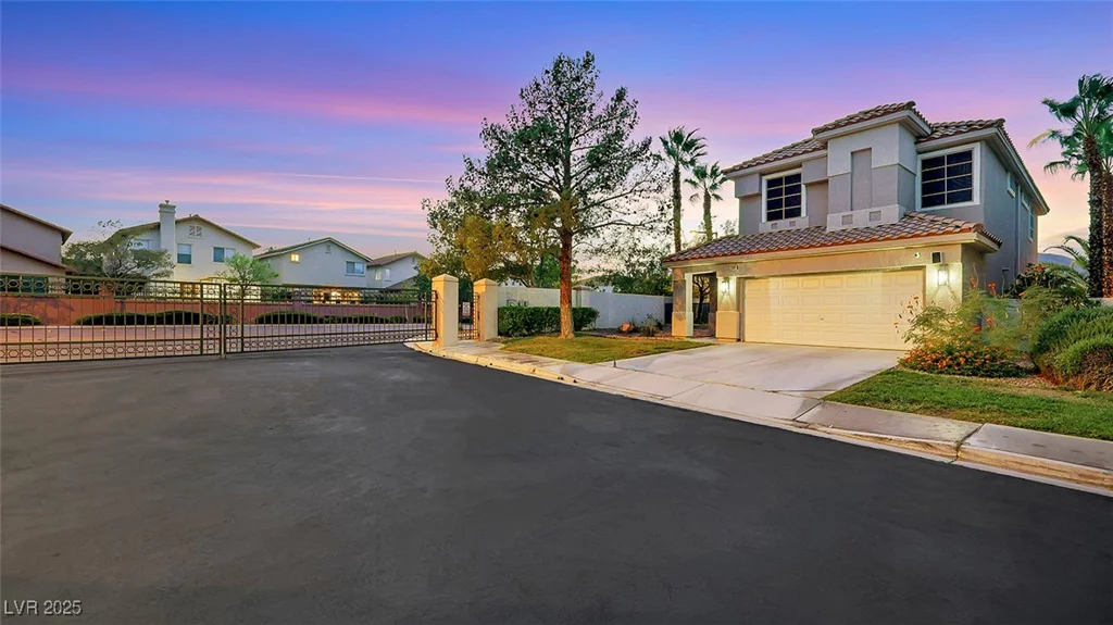 1301 Fox Acres, Las Vegas, NV 89134