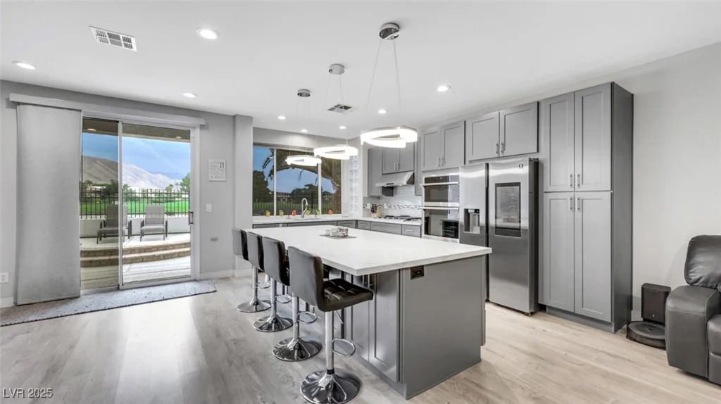 1301 Fox Acres, Las Vegas, NV 89134
