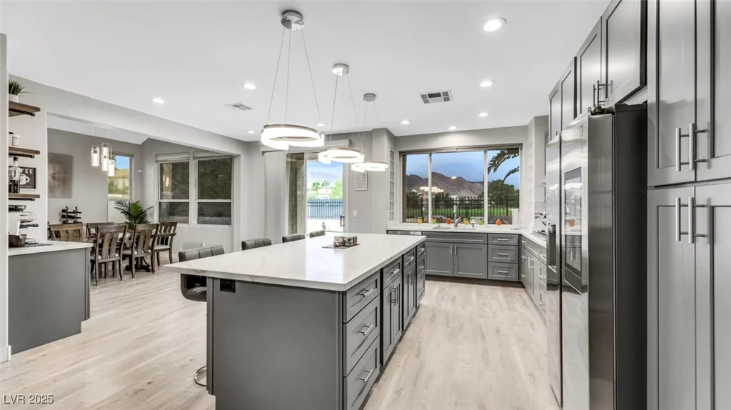 1301 Fox Acres, Las Vegas, NV 89134