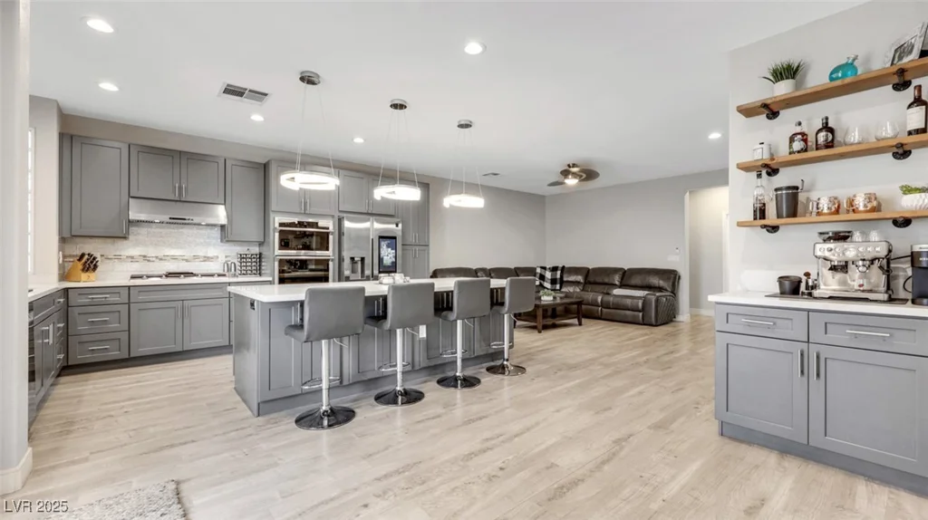 1301 Fox Acres, Las Vegas, NV 89134