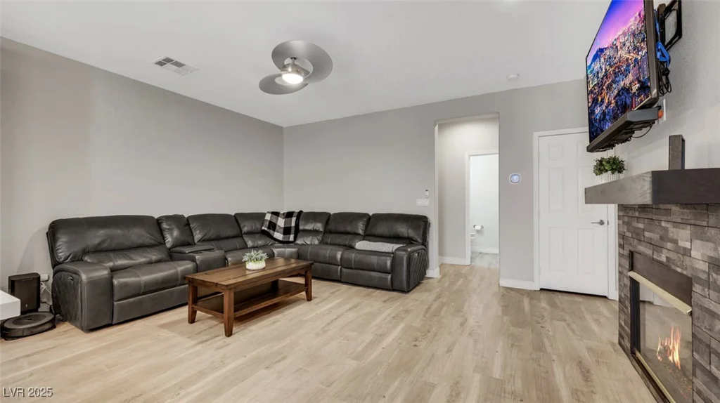 1301 Fox Acres, Las Vegas, NV 89134