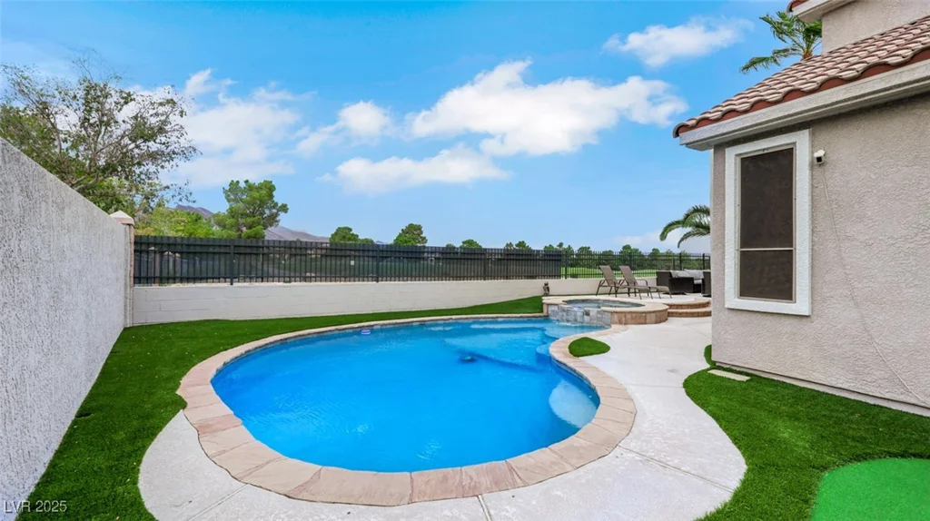 1301 Fox Acres, Las Vegas, NV 89134
