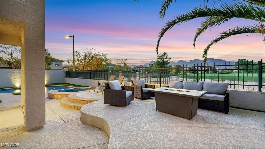 1301 Fox Acres, Las Vegas, NV 89134