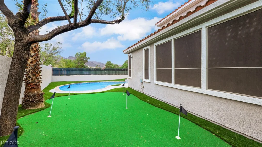 1301 Fox Acres, Las Vegas, NV 89134