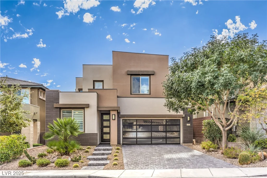 10337 Kesington, Las Vegas, NV 89135