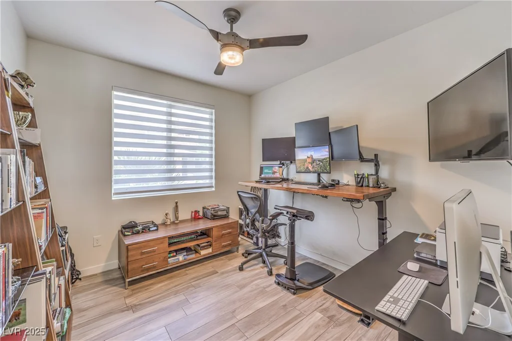 10337 Kesington, Las Vegas, NV 89135