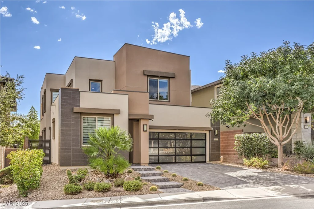 10337 Kesington, Las Vegas, NV 89135