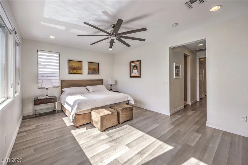 10337 Kesington, Las Vegas, NV 89135
