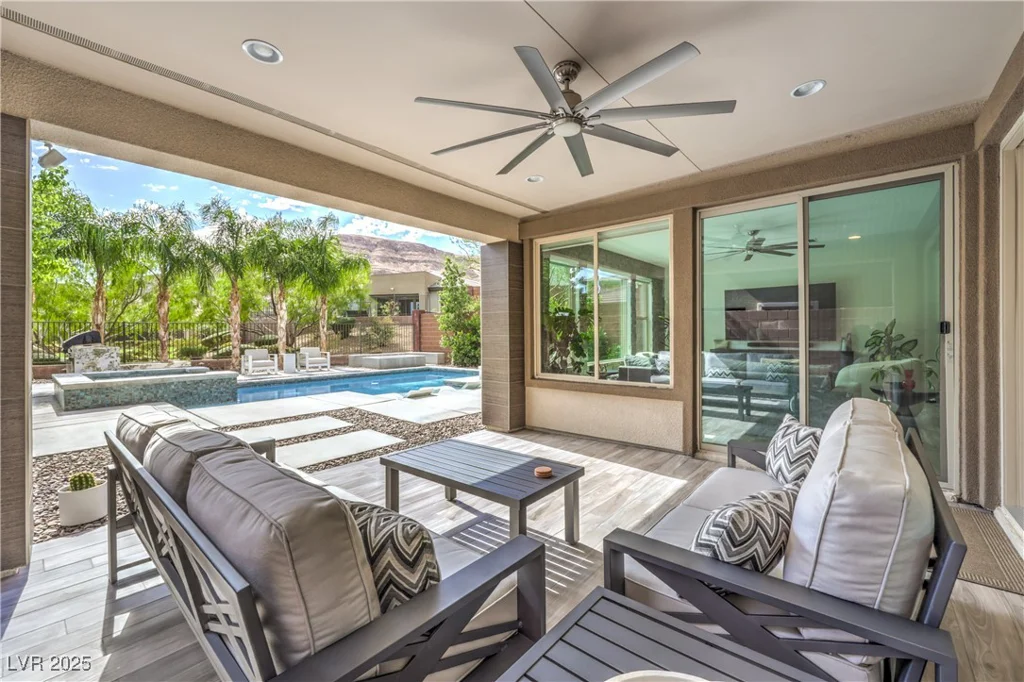 10337 Kesington, Las Vegas, NV 89135