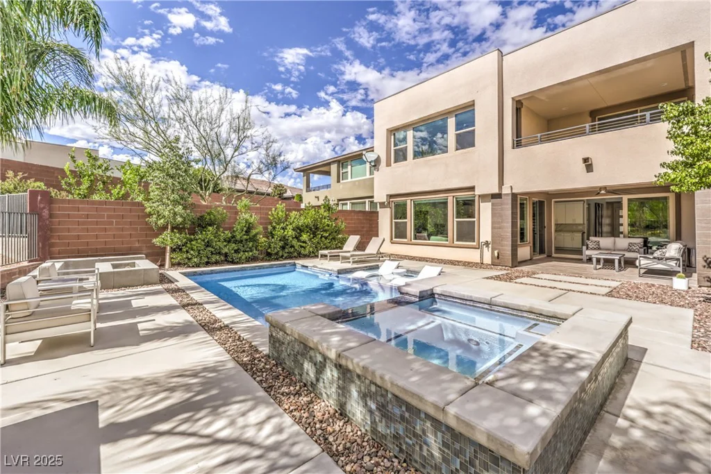 10337 Kesington, Las Vegas, NV 89135