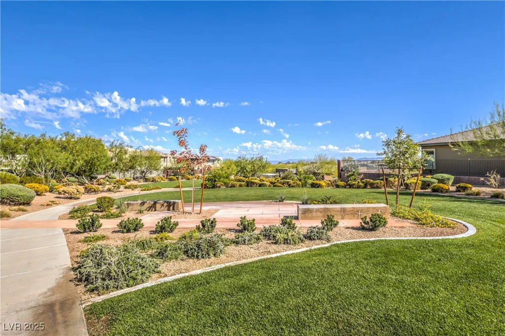 10337 Kesington, Las Vegas, NV 89135