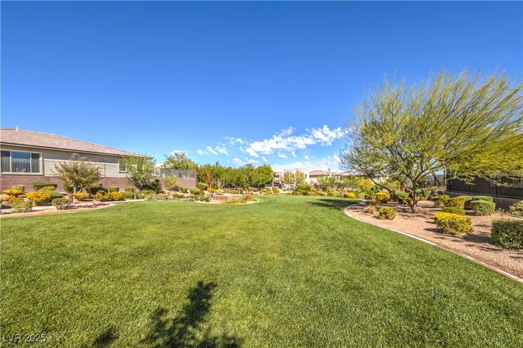 10337 Kesington, Las Vegas, NV 89135