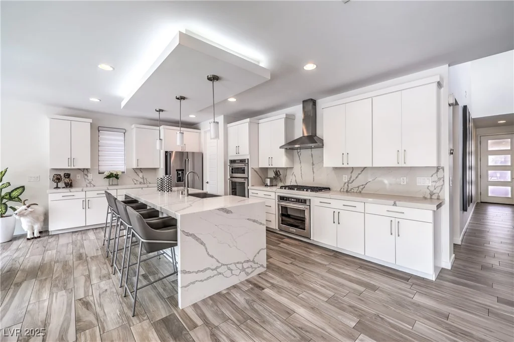 10337 Kesington, Las Vegas, NV 89135