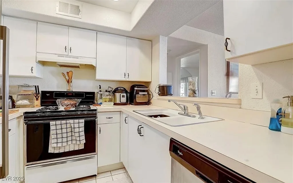 5000 Red Rock, Las Vegas, NV 89118