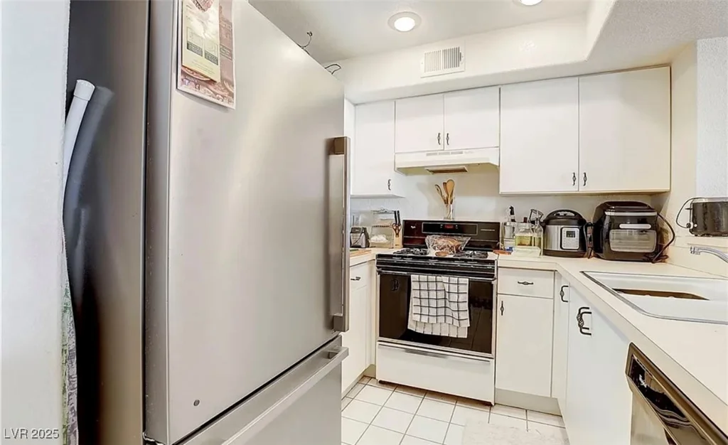 5000 Red Rock, Las Vegas, NV 89118