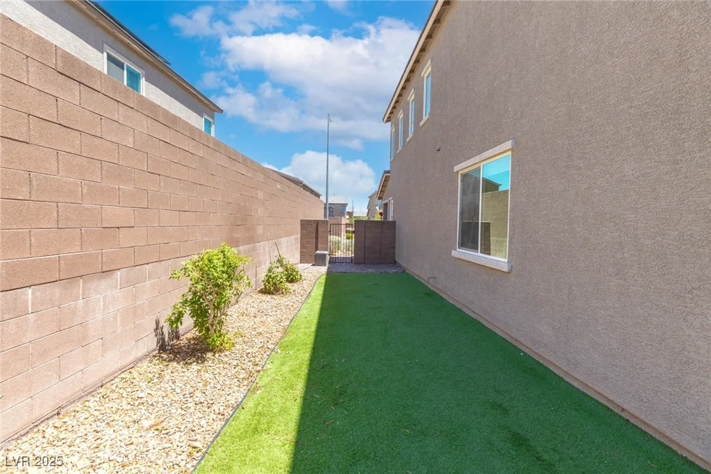 6955 Nash Tracks, North Las Vegas, NV 89084