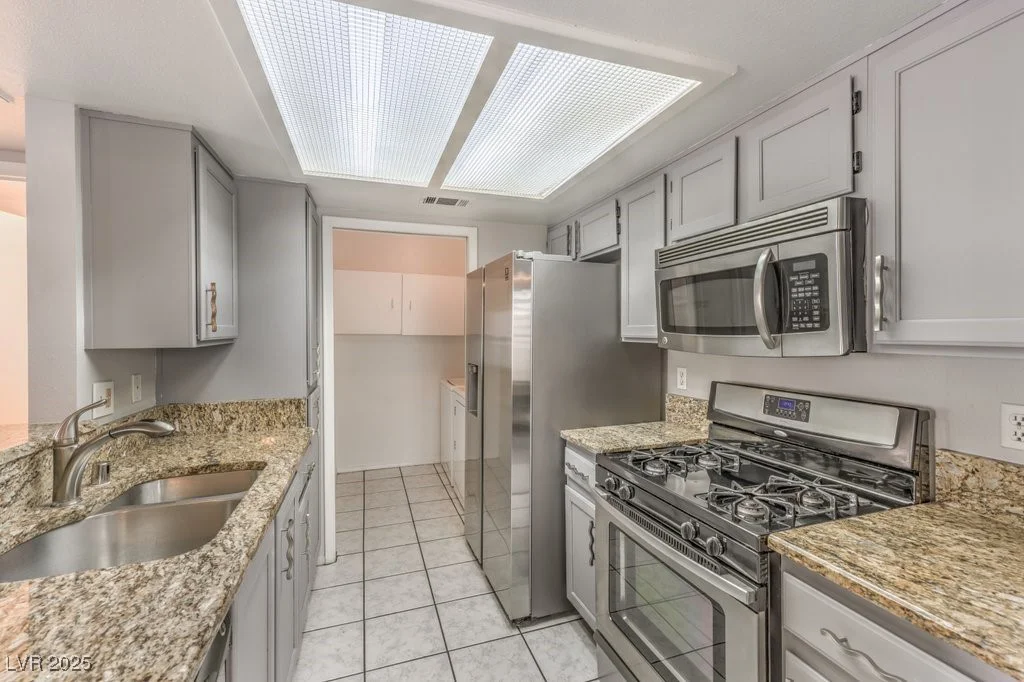 7100 PIRATES COVE, Las Vegas, NV 89145
