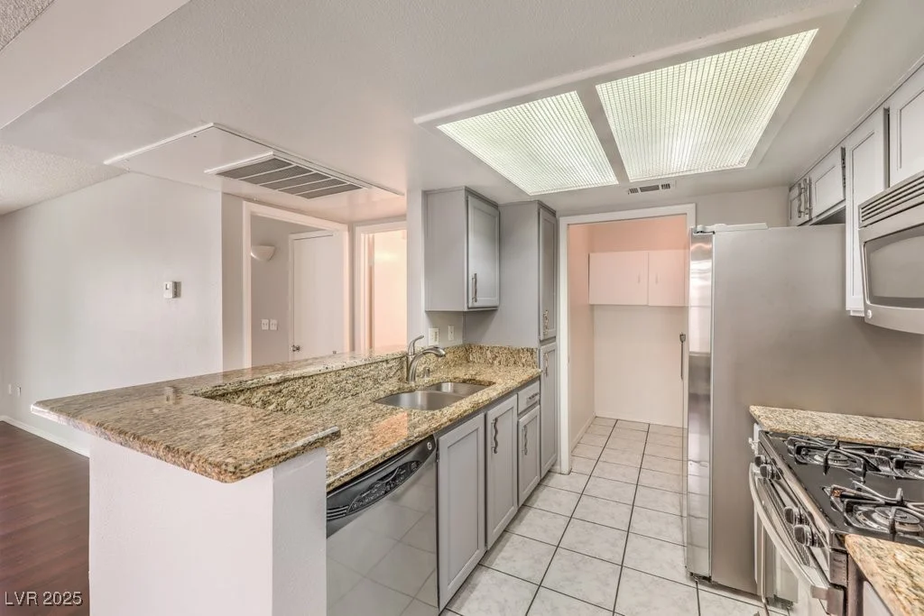 7100 PIRATES COVE, Las Vegas, NV 89145