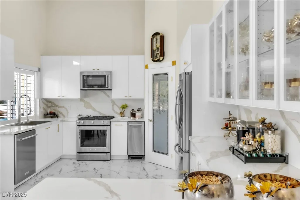 2209 Glenbrook, Las Vegas, NV 89117