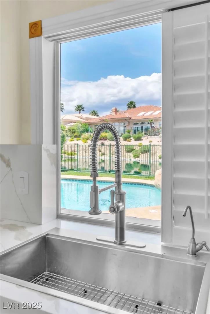 2209 Glenbrook, Las Vegas, NV 89117