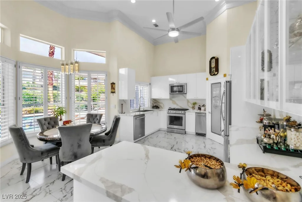 2209 Glenbrook, Las Vegas, NV 89117