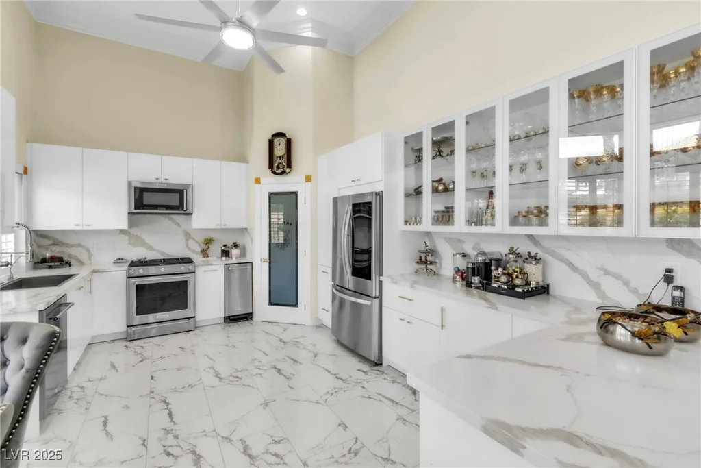 2209 Glenbrook, Las Vegas, NV 89117