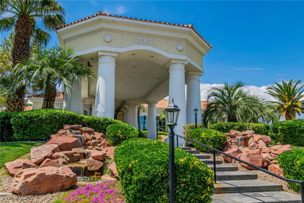 2209 Glenbrook, Las Vegas, NV 89117