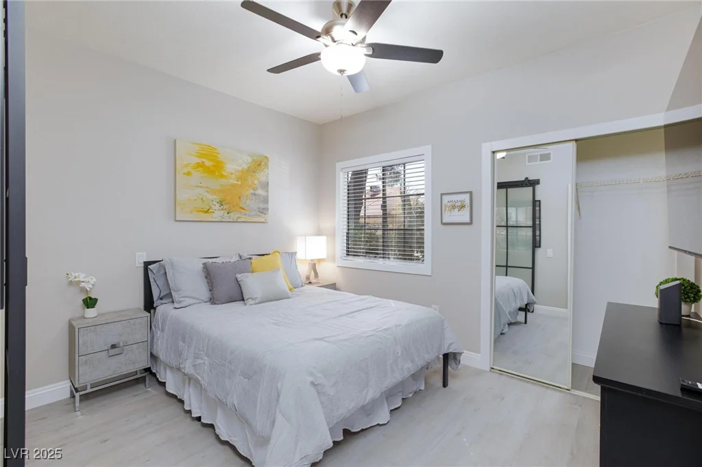 5130 Jones, Las Vegas, NV 89118