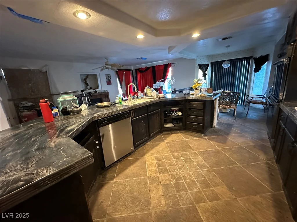 4408 Pioneer, Las Vegas, NV 89129