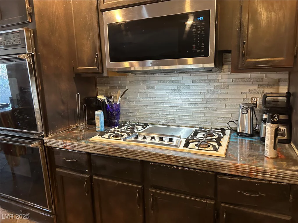 4408 Pioneer, Las Vegas, NV 89129