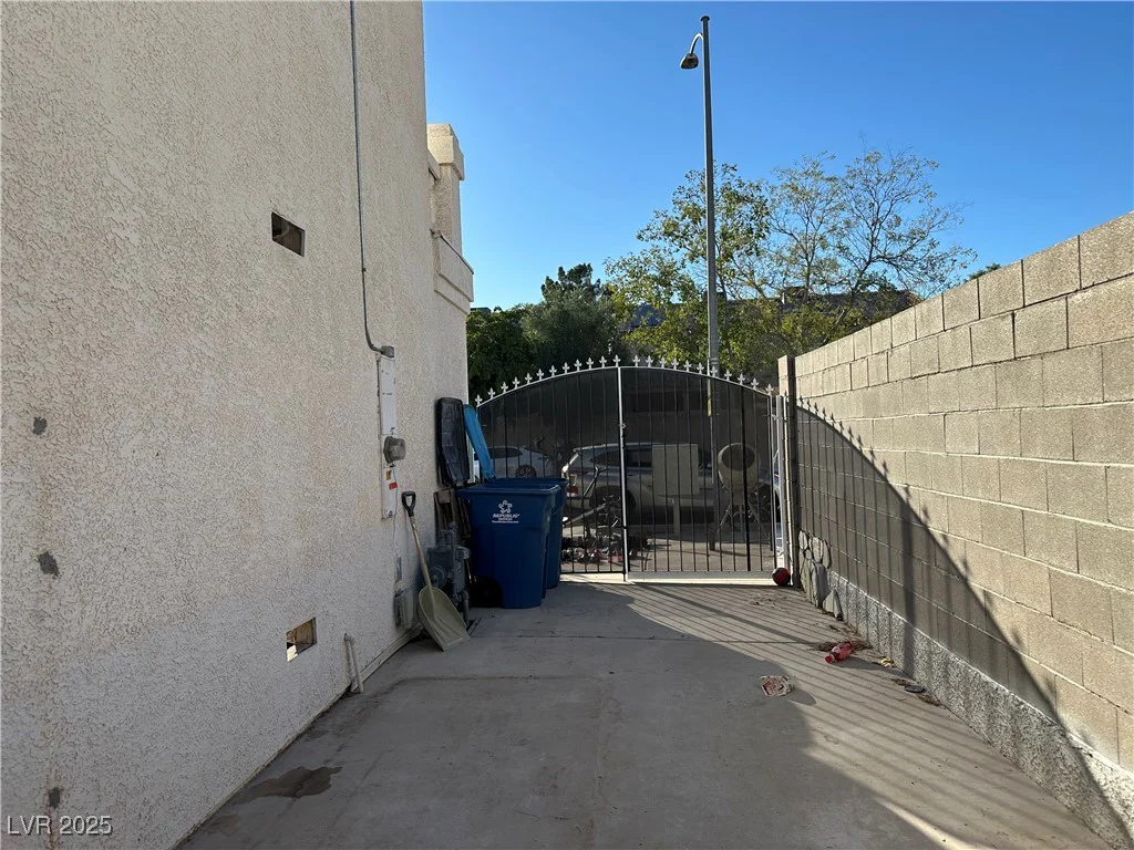 4408 Pioneer, Las Vegas, NV 89129