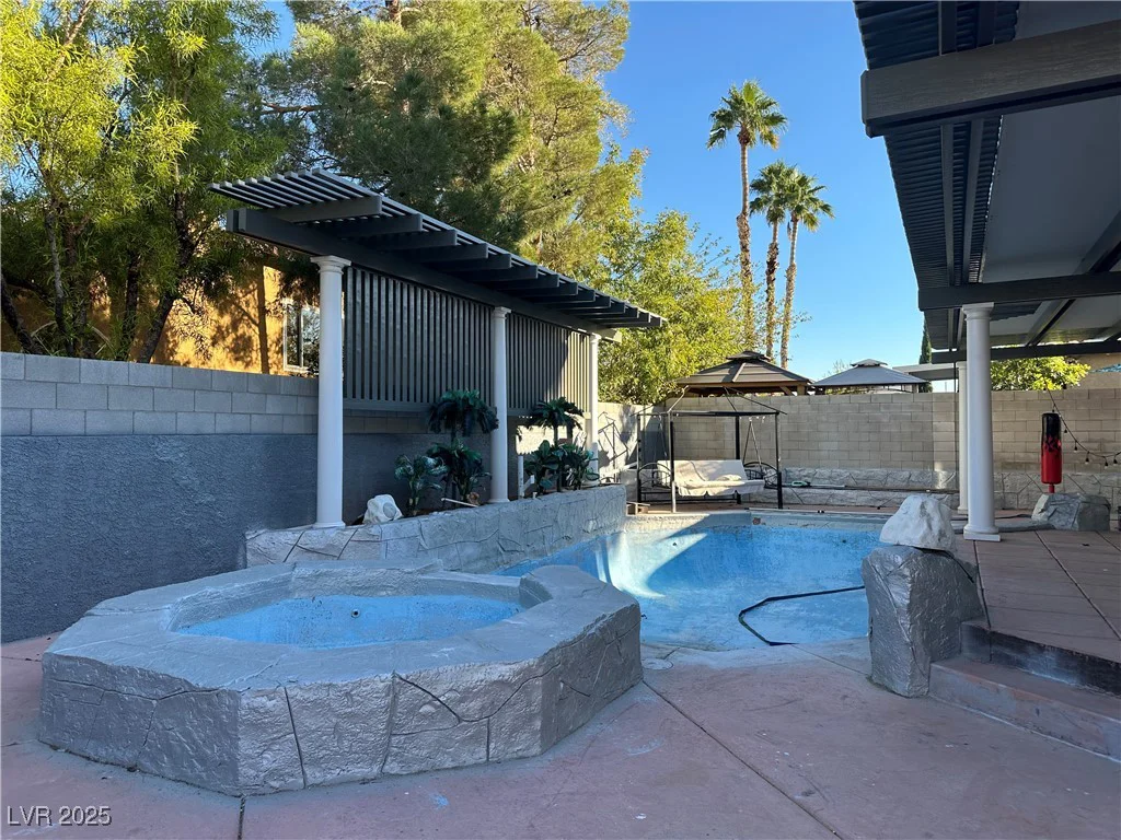 4408 Pioneer, Las Vegas, NV 89129