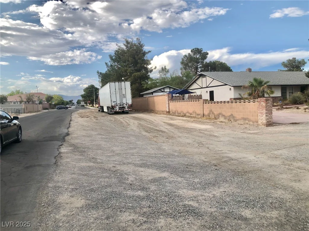Edmond, Las Vegas, NV 89146