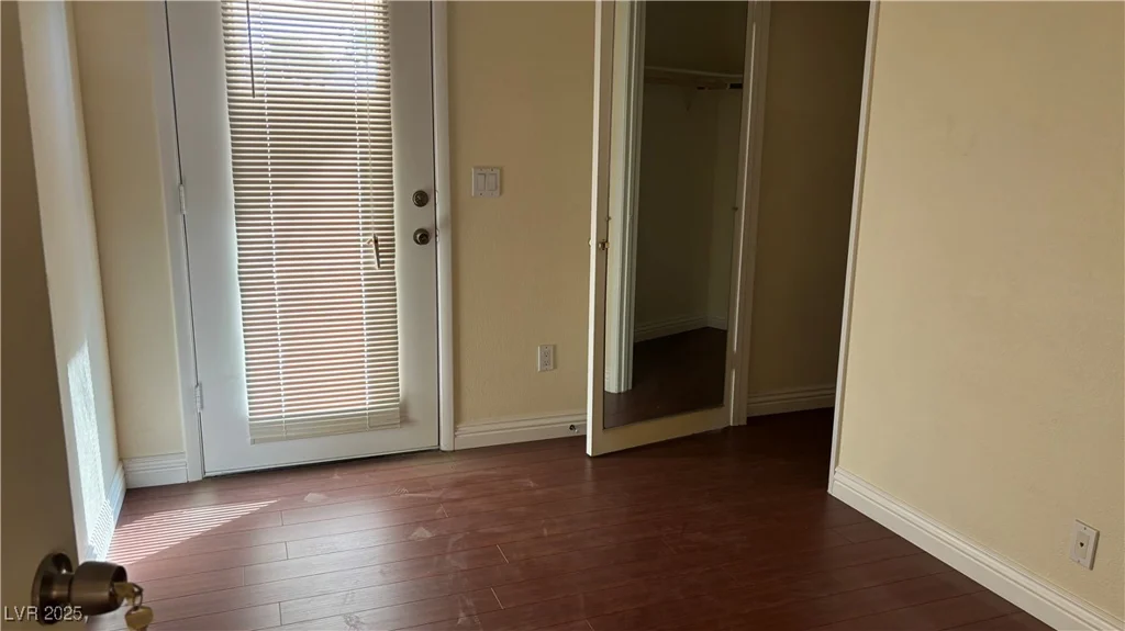 7045 Grasswood, Las Vegas, NV 89147