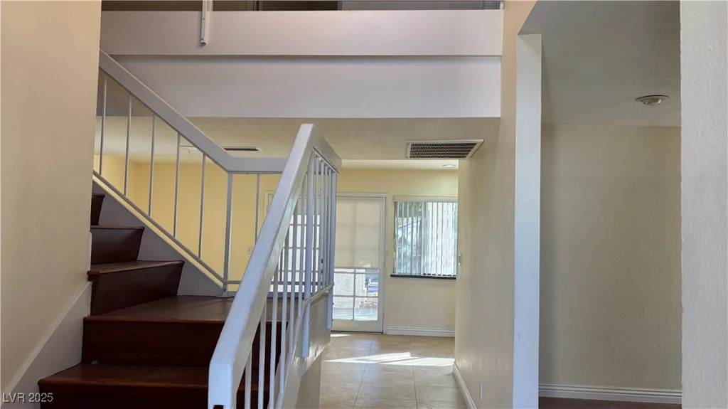7045 Grasswood, Las Vegas, NV 89147