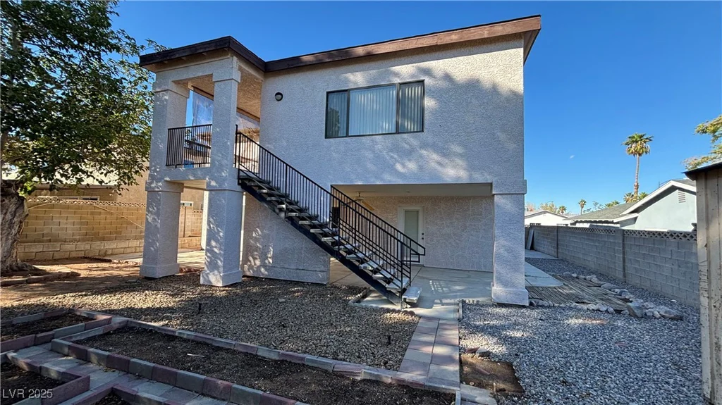7045 Grasswood, Las Vegas, NV 89147