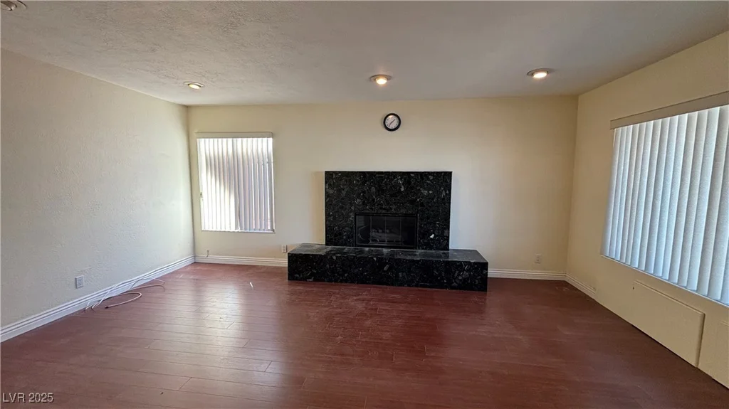 7045 Grasswood, Las Vegas, NV 89147