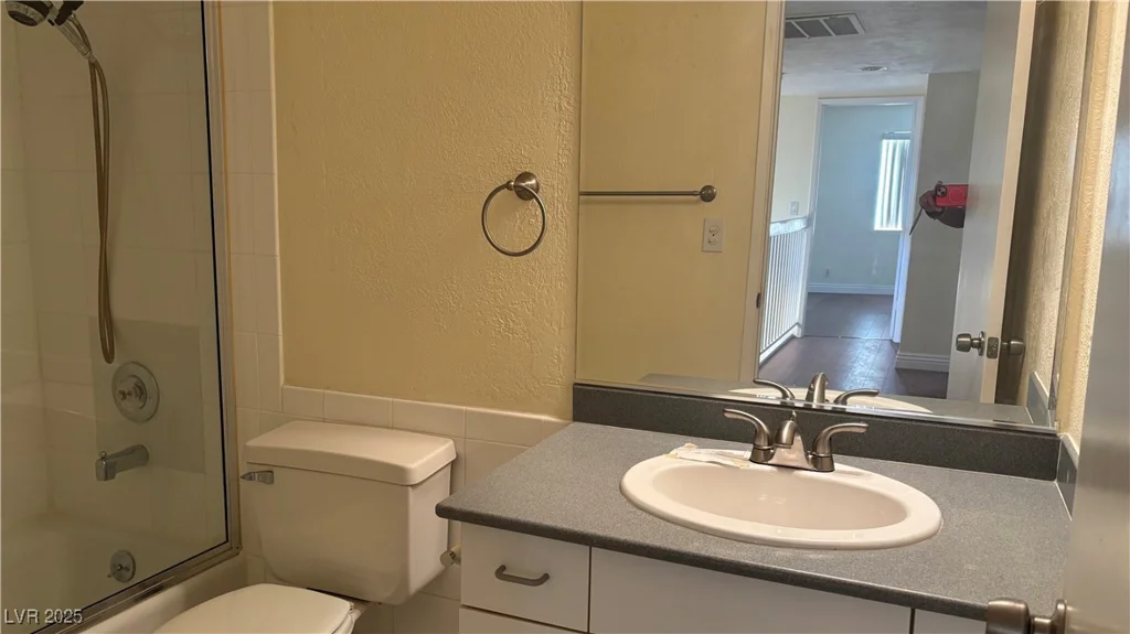 7045 Grasswood, Las Vegas, NV 89147