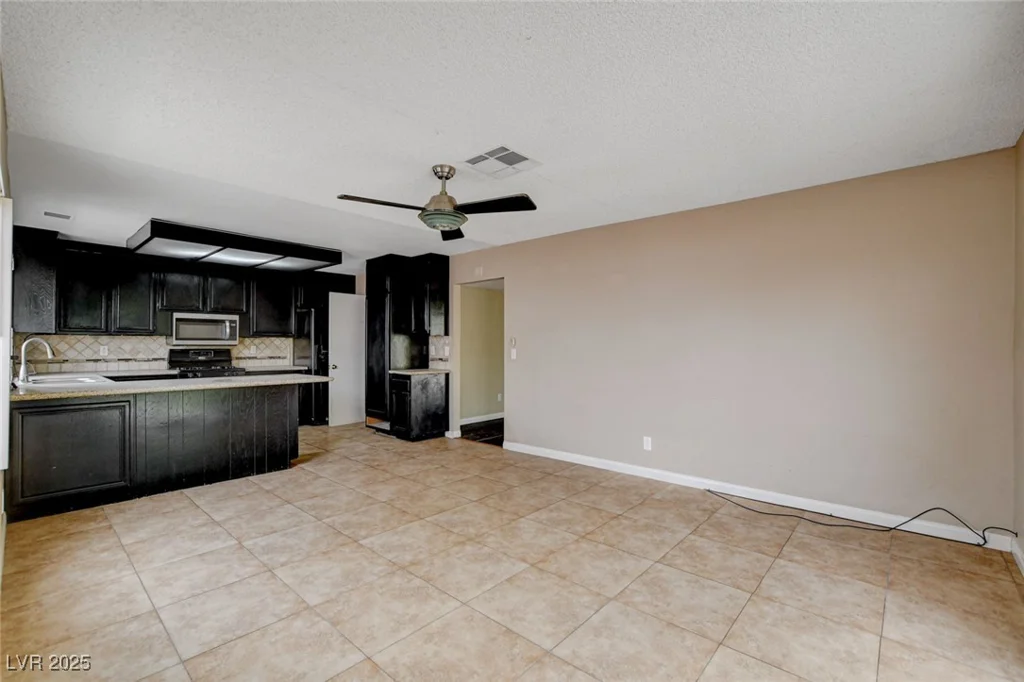 3862 Boca Chica, Las Vegas, NV 89120