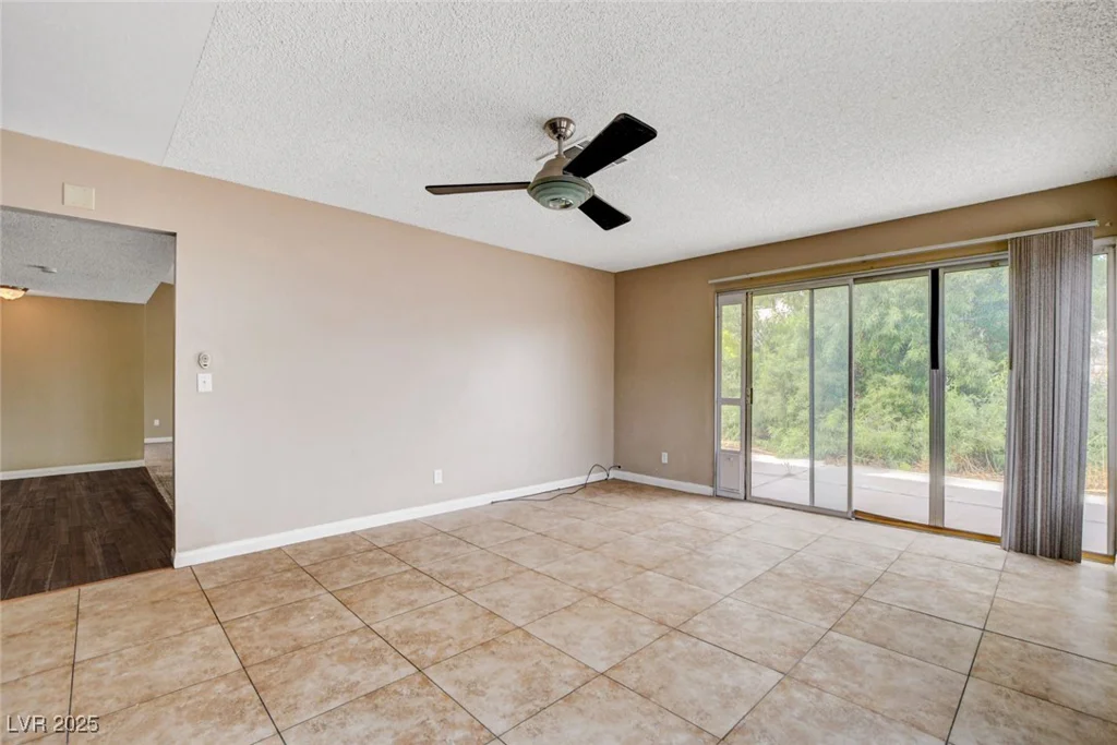 3862 Boca Chica, Las Vegas, NV 89120