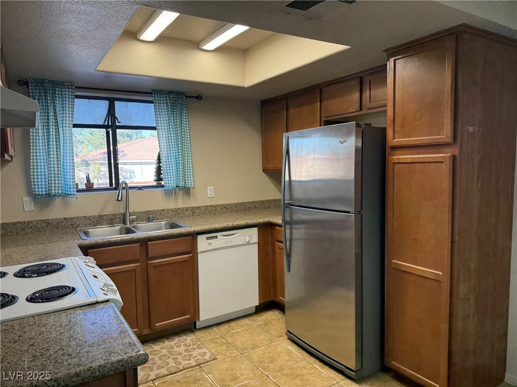7200 Pirates Cove, Las Vegas, NV 89145