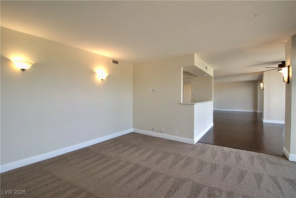 3111 Bel Air, Las Vegas, NV 89109